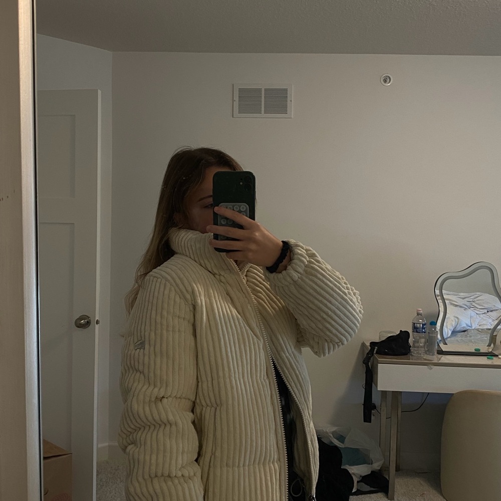 Koolaburra Cream Ribbed Puffer Jacket